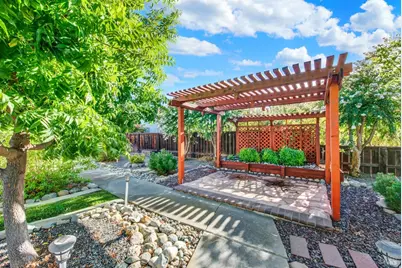 307 Zion Court, Vacaville, CA 95687 - Photo 67
