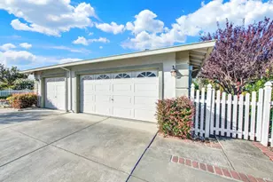 307 Zion Ct, Vacaville, CA 95687 - Photo 3
