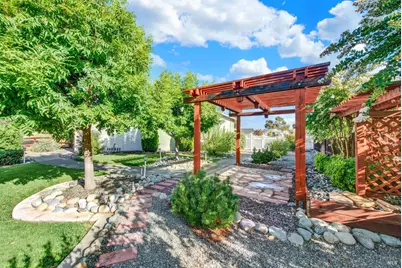307 Zion Court, Vacaville, CA 95687 - Photo 69