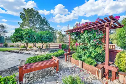 307 Zion Court, Vacaville, CA 95687 - Photo 87