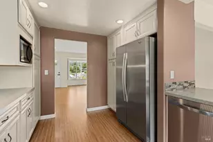 304 Mockingbird Cir, Santa Rosa, CA 95409 - Photo 25