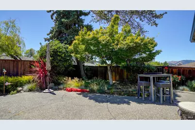 1 Cushing Avenue, San Rafael, CA 94903 - Photo 17