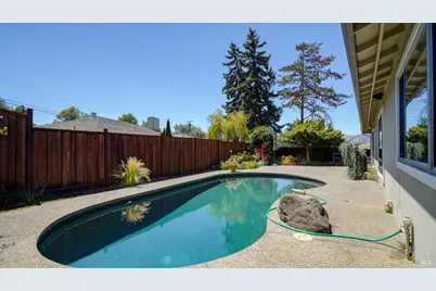 1 Cushing Avenue, San Rafael, CA 94903 - Photo 19