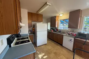 822 Cindee Ln, Ukiah, CA 95482 - Photo 3