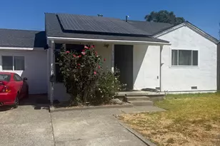 372 Cottonwood St, Vacaville, CA 95688 - Photo 1