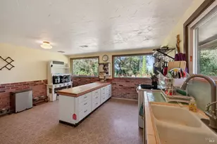 1450 Timberhill Rd, Santa Rosa, CA 95401 - Photo 11