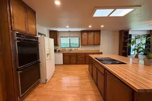 19902 Mountain Meadow, Hidden Valley Lake, CA 95467 - Photo 9