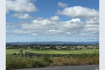 3755 SE Petaluma Hill Road, Santa Rosa, CA 95472 - Photo 23