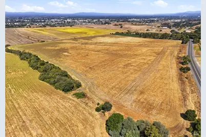 3755 SE Petaluma Hill Road, Santa Rosa, CA 95472 - Photo 15