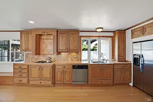 131 Foster Rd, Napa, CA 94558 - Photo 5