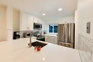 1402 Marylyn Cir, Petaluma, CA 94954 - Photo 3