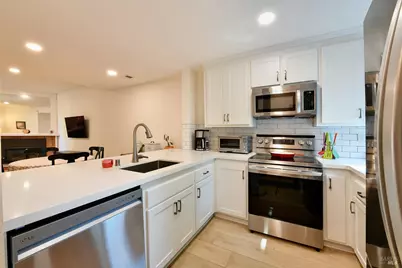 1402 Marylyn Circle, Petaluma, CA 94954 - Photo 1