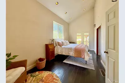133 W 6th Street, Santa Rosa, CA 95401 - Photo 9
