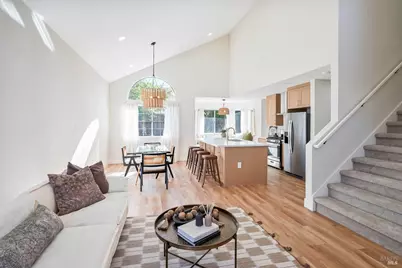 5050 Lakeview Circle, Fairfield, CA 94534 - Photo 9