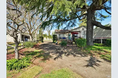 2060 Hagen Road, Napa, CA 94558 - Photo 5