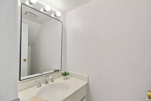 52 Cinnamon Teal Ln, Novato, CA 94949 - Photo 13