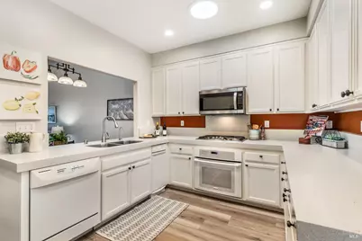 1015 Oak Mesa Drive, Santa Rosa, CA 95409 - Photo 3
