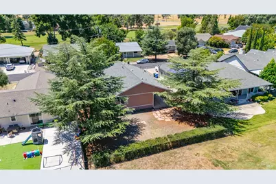 18210 Deer Hollow Road, Hidden Valley Lake, CA 95467 - Photo 41