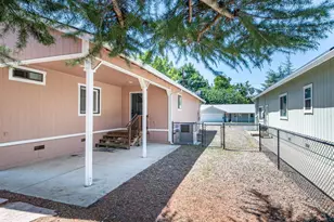 18210 Deer Hollow Rd, Hidden Valley Lake, CA 95467 - Photo 31