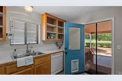 18210 Deer Hollow Road, Hidden Valley Lake, CA 95467 - Photo 11