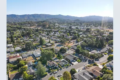 679 Cherry Street, Novato, CA 94945 - Photo 51