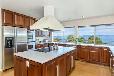 4633 Paradise Drive, Tiburon, CA 94920 - Photo 7