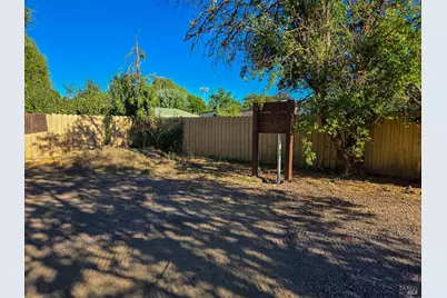 103 E Oak Street, Willits, CA 95490 - Photo 3