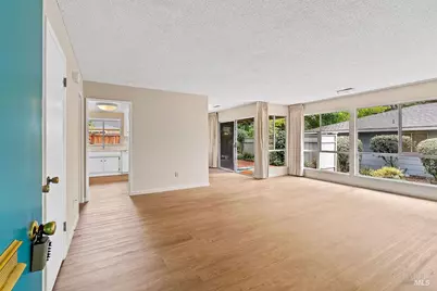172 White Oak Drive, Santa Rosa, CA 95409 - Photo 7
