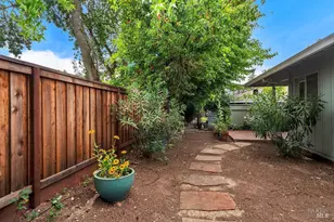 172 White Oak Dr, Santa Rosa, CA 95409 - Photo 25