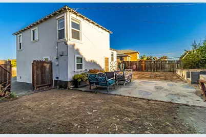 137 Hermosa Avenue, Vallejo, CA 94589 - Photo 39