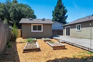 1824 Fenwick Pl, Santa Rosa, CA 95401 - Photo 19