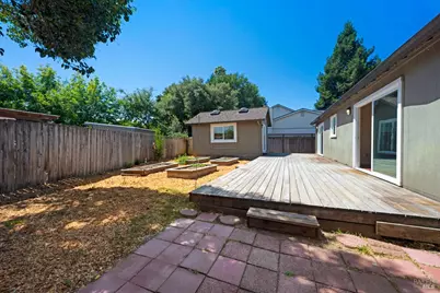1824 Fenwick Place, Santa Rosa, CA 95401 - Photo 17