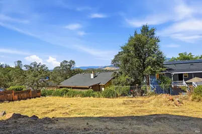 17247 Meadow View Drive, Hidden Valley Lake, CA 95467 - Photo 33