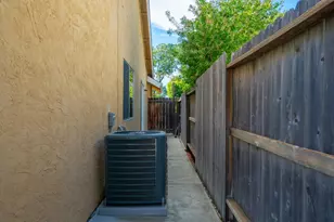 848 Arbor Oaks Dr, Vacaville, CA 95687 - Photo 29