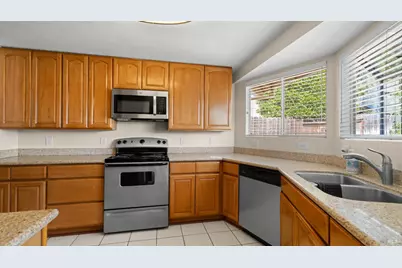 848 Arbor Oaks Drive, Vacaville, CA 95687 - Photo 17