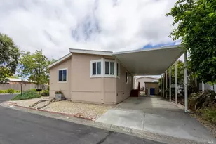 61 Shamrock Cir, Santa Rosa, CA 95403 - Photo 15