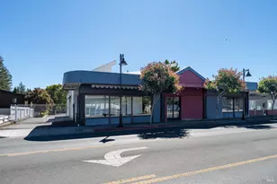 509 S State St, Ukiah, CA 95482 - Photo 1