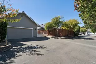 1800 Walnut Creek Dr, Santa Rosa, CA 95403 - Photo 59