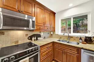 30 Oak Springs Dr, Napa, CA 94558 - Photo 37