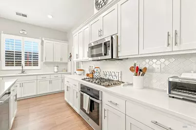 1604 Wildflower Way, Rohnert Park, CA 94928 - Photo 7