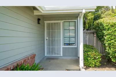 101 Constitution Avenue, Vacaville, CA 95687 - Photo 3