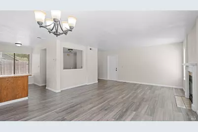 101 Constitution Avenue, Vacaville, CA 95687 - Photo 7