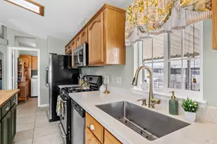 705 Sequoia St, Windsor, CA 95492 - Photo 21