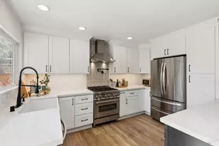 1549 Creekside Dr, Petaluma, CA 94954 - Photo 17
