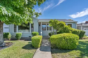 27 Rio Vista Way, Petaluma, CA 94952 - Photo 1