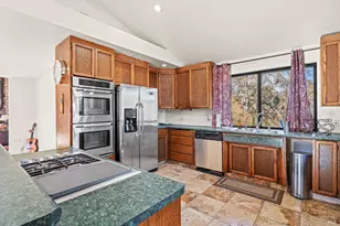 6620 Robinson Creek Rd, Ukiah, CA 95482 - Photo 35