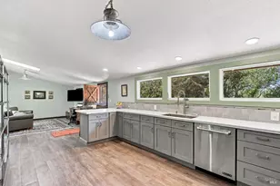 1750 Lytton Springs Rd, Healdsburg, CA 95448 - Photo 49
