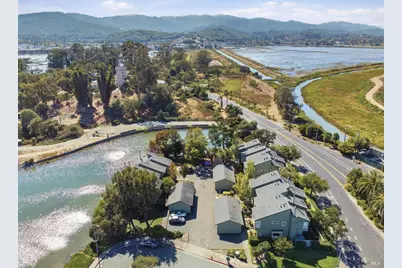 12 Bermuda Harbor Boulevard, Novato, CA 94949 - Photo 25