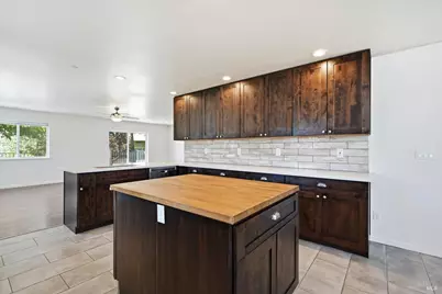 19527 Stonegate Road, Hidden Valley Lake, CA 95467 - Photo 11