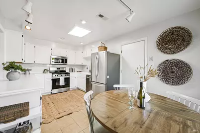 630 Louise Avenue, Novato, CA 94947 - Photo 9